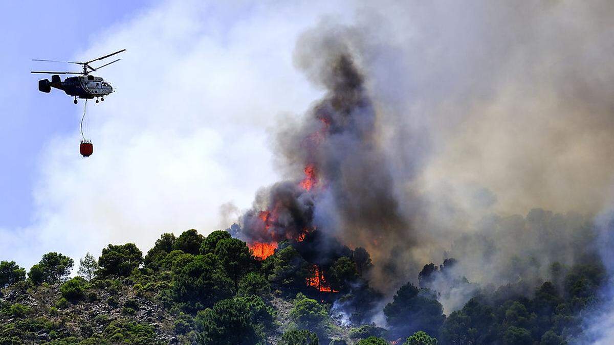 Spanien kämpft an vielen Orten mit heftigen Bränden