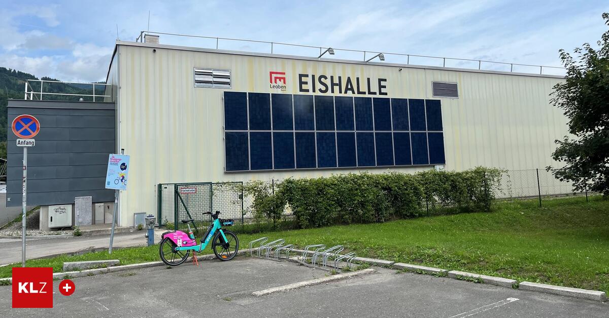 Als-Sicherheitsma-nahme-Bei-zu-viel-Schnee-am-Dach-wird-die-Eishalle-Leoben-gesperrt