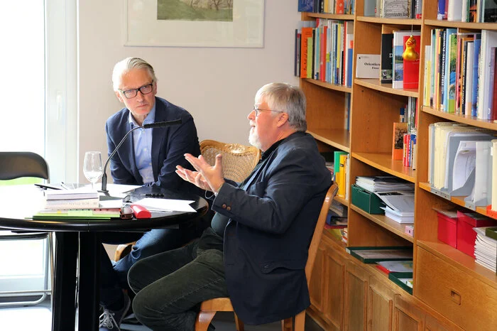 Das Einführungsreferat zum Thema "Literatur-Nobelpreis 2016 an Bob Dylan" hielt Prof. Dr. Hugo Keiper.