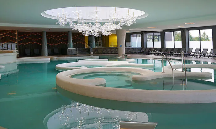 Traumhaft: Entspannen in der Badelandschaft und im Wellnesscentrum