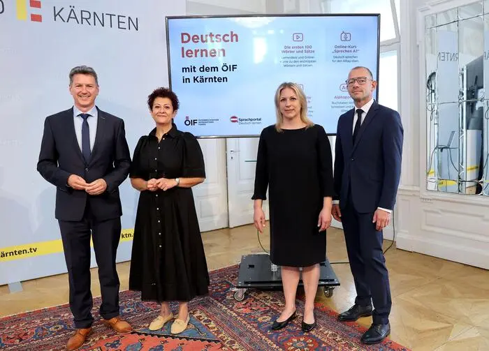 Landeshauptmann Daniel Fellner, Mandana Poureh (Integrationsbeauftragte Land Kärnten), Daniela Berger (Gesamtleitung Sprache ÖIF), Roland Goiser (Stellvertretender Direktor Österreichischer Integrationsfonds ÖIF),