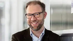 Prof. Olaf Riss: "Nimmt man Banken die Möglichkeit, marktadäquate Zinsen zu verlangen, können diese ihr Risiko nicht einpreisen"