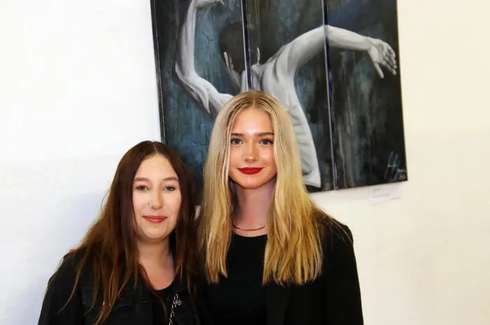 Viel Spaß mit den Fotos von der Vernissage.