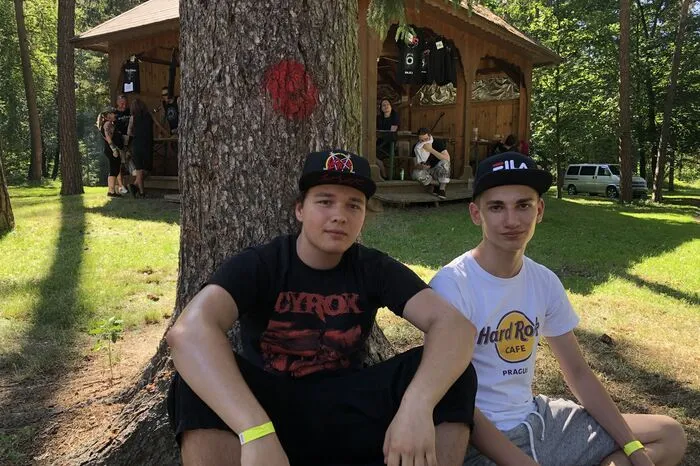 Leopold Gölles (l.) und sein FreundJohannes Baumgartner aus Gleisdorf, zwei große Fans von Cyrox. 