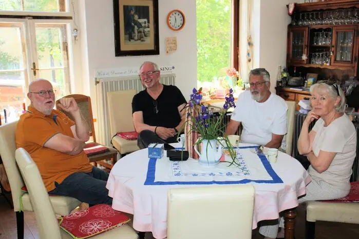 Die Besucher konnten neben interessanten Informationen und fachkundiger Beratung durch den Experten Hans Eck auch die Welt der Mineralien unter dem Mikroskop entdecken.