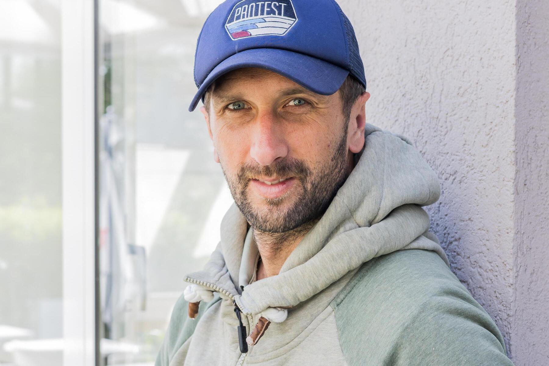 Kärntner erzählt: „Ich habe sicher 60.000 Euro für Snus ausgegeben“