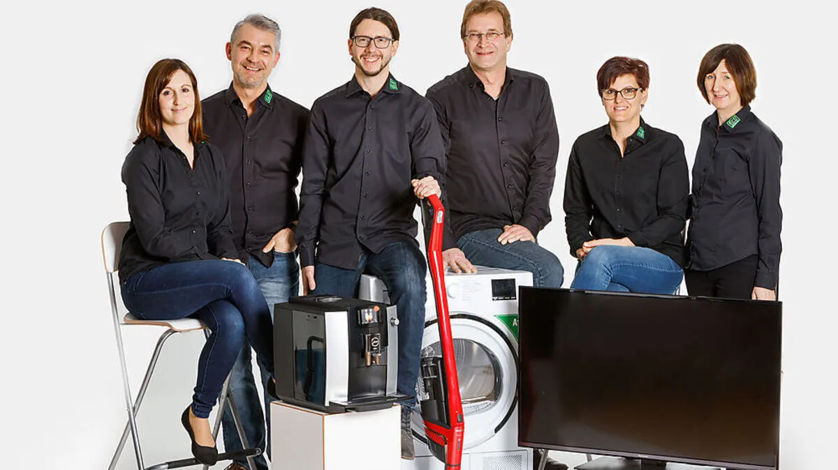 Emanuel Reindl (3.v.l.) mit seinem Team