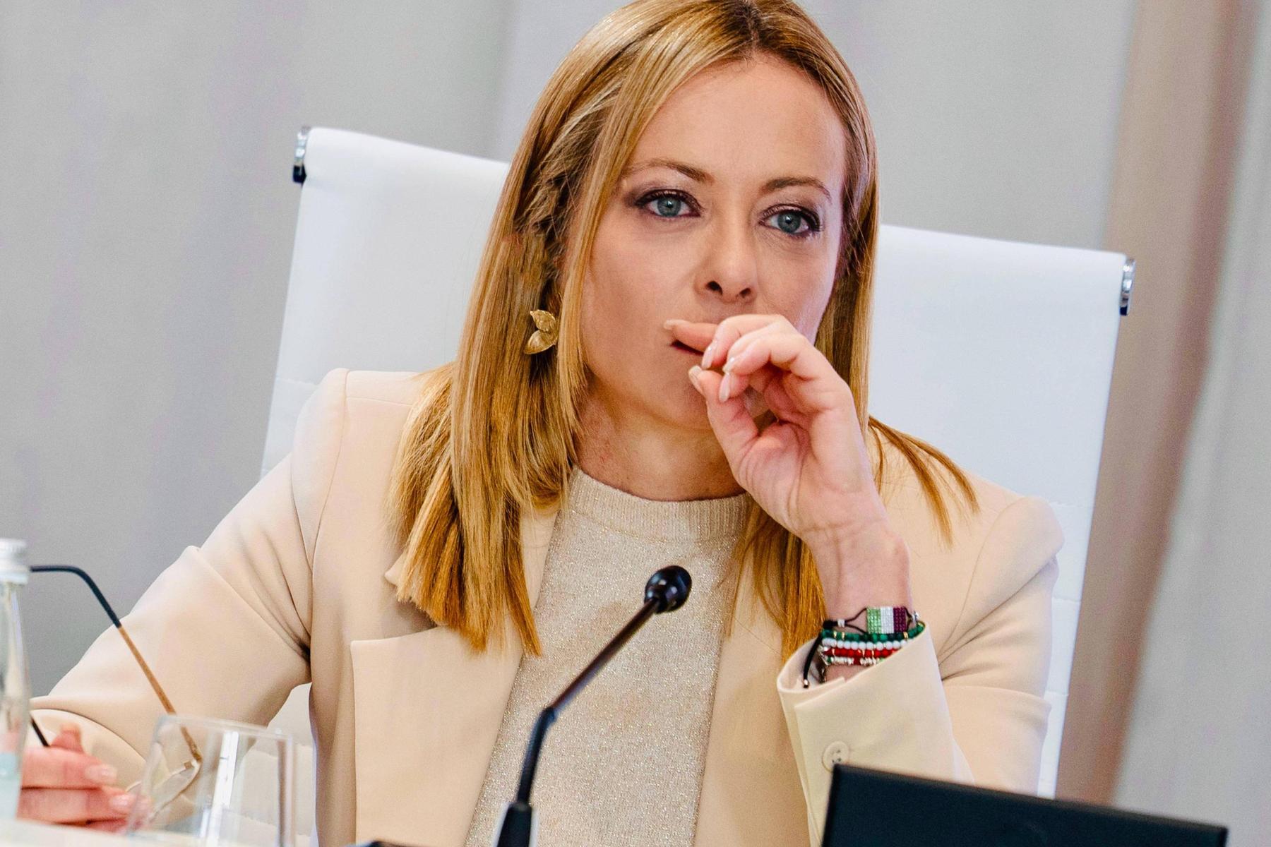 Italien treibt bei Banken und Versicherern elf Milliarden ein