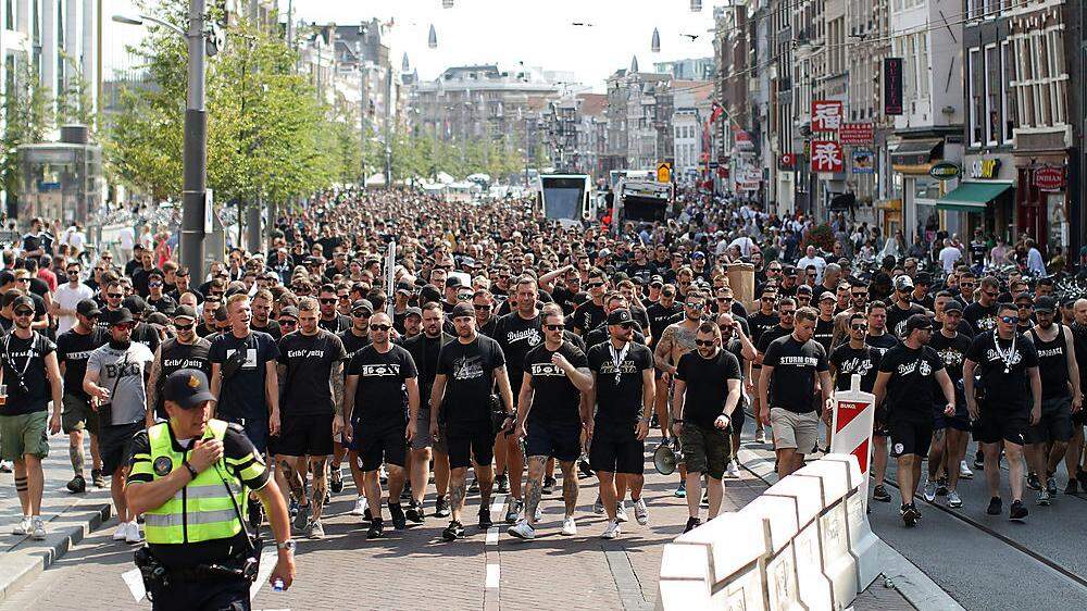 Sturms Fan-Marsch in Amsterdam