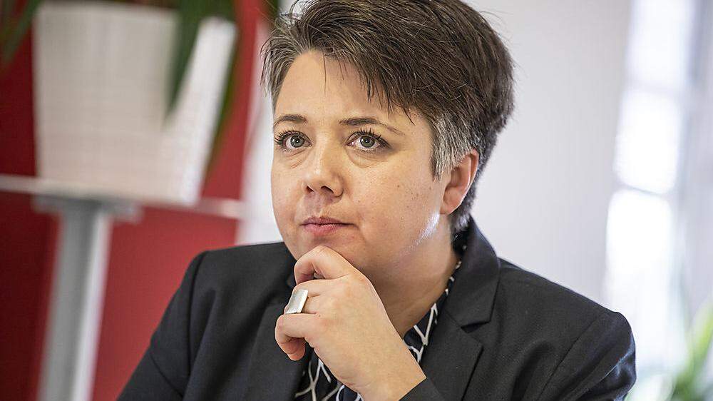Olga Voglauer will an der Koalition mit der ÖVP festhalten: „Die Projekte im Regierungsprogramm sind langfristige“ 