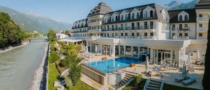 Der luxuriöse Spa-Bereich des Grandhotel Lienz lädt ein zu einem Tag der Erholung und Regeneration