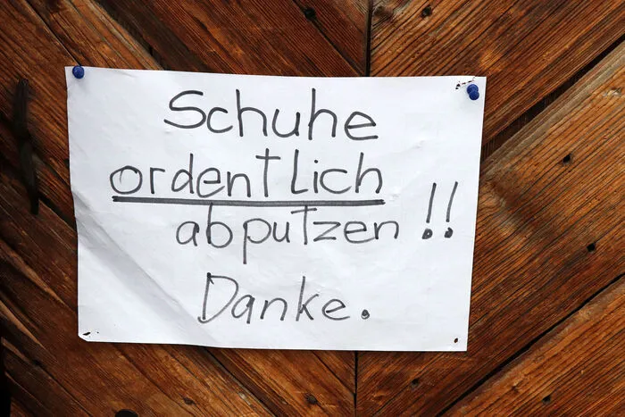 Schuhe abputzen und dann klicken Sie sich durch die Bilder!