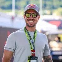 Hirscher gab die Vermählung etwas später auf Instagram bekannt
