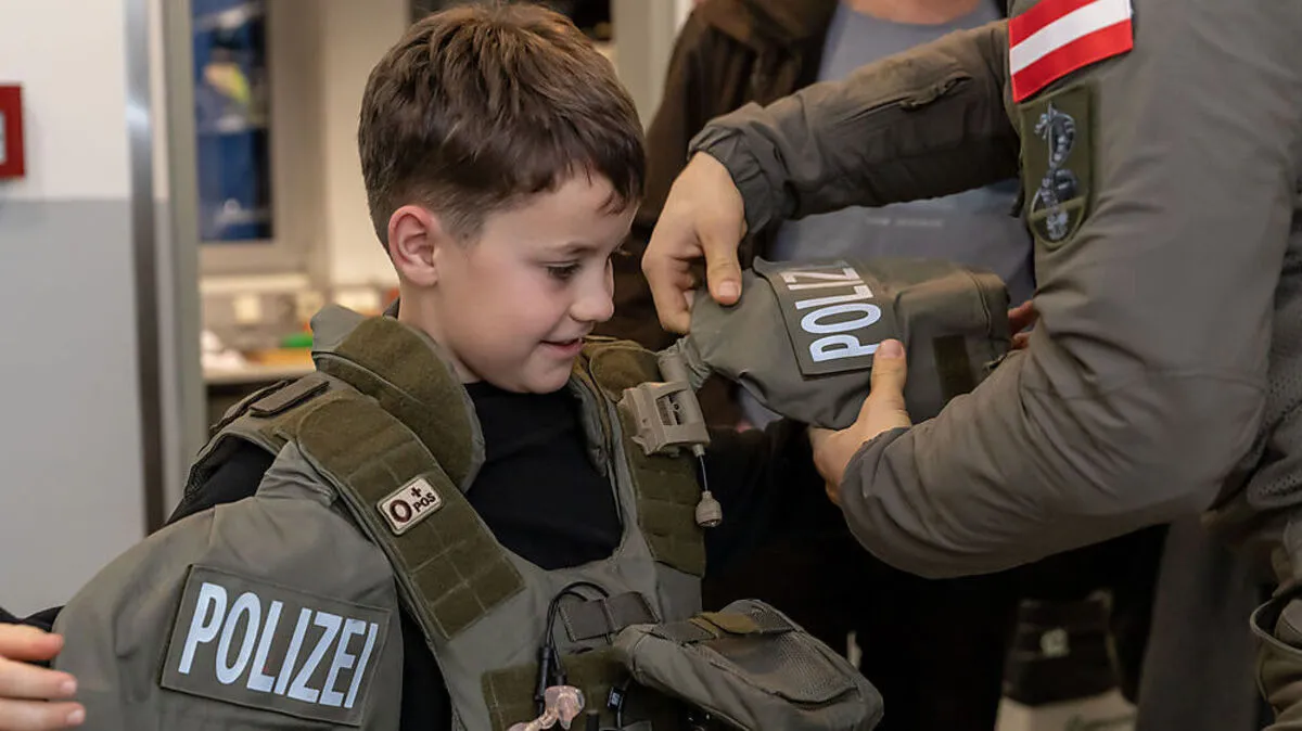 Alle Combrabeamte müssen gut geschützt in den Einsatz