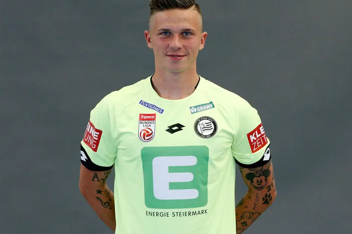 Tobias Schützenauer, geboren am 19. Mai 1997. Vereine als Profi: Sturm Graz Spiele für Sturm (vor der Saison): 2