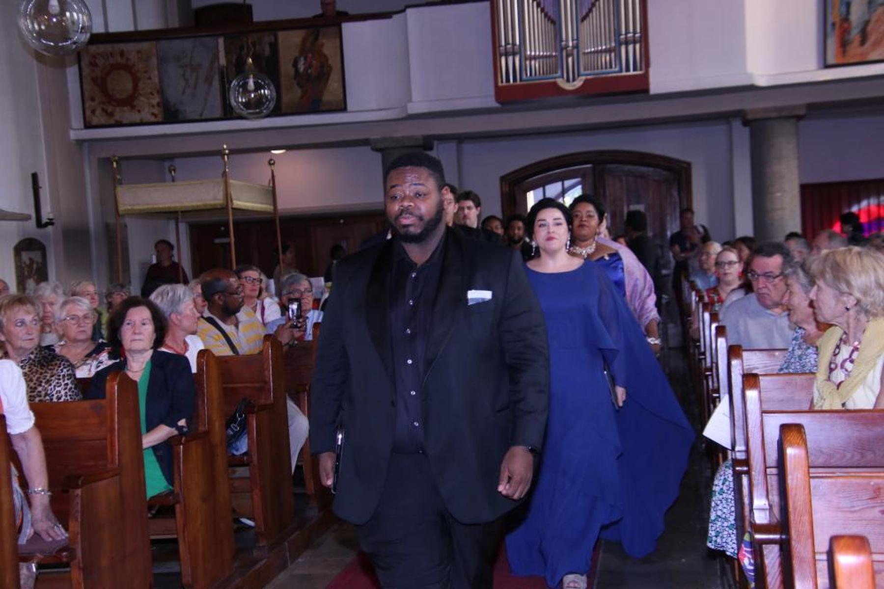 Bärnbach: Tosender Applaus bei AIMS-Konzert in der Hundertwasserkirche