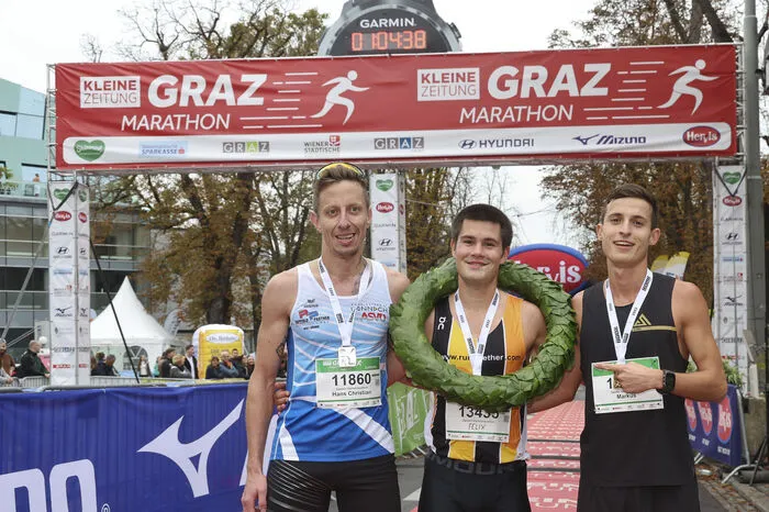Viertelmarathon, Herren:  Felix Geieregger (AUT/run2gether) 33:58 Hans Christian Gremsl (AUT/Lannach) 34:19 Markus Zotter (AUT/Graz) 34:55 