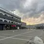 In das Gebäude nahe der S 36 sind längst Menschen eingezogen 