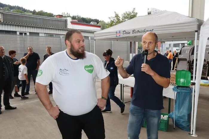 Nach der Begrüßung durch Hofberater Johannes Lenz fand schon der erste Höhepunkt des Tages statt: 