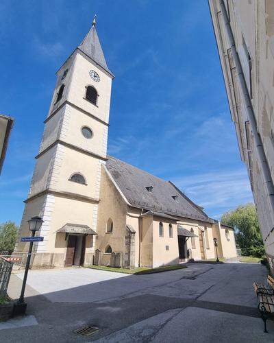 In dieser Kirche hat der Pfarrer gepredigt