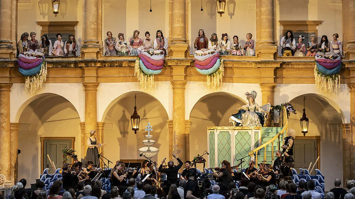 So wird es hoffentlich am Samstag und Montag ausschauen bei "Psiche". Die Oper ist eigentlich für den Park und den Hof des Schlosses Eggenberg konzipiert (Foto von der Generalprobe am Donnerstag)