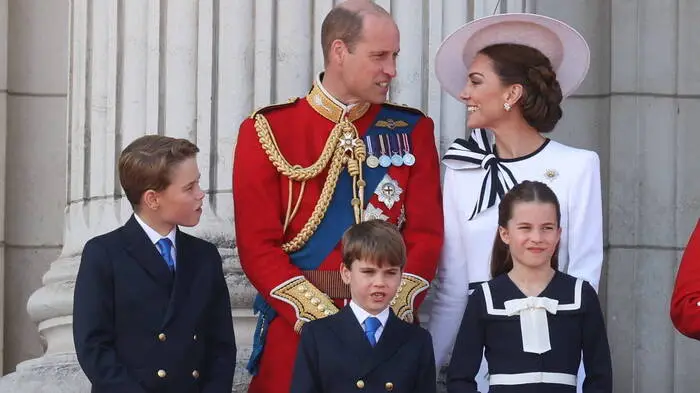 Thronfolger Prinz William und Prinzessin Kate mit ihren Kindern (von links) George, Louis und Charlotte