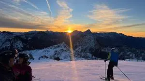 Sonnenaufgang-Skilauf auf dem Nassfeld | Sonnenaufgang-Skilauf auf dem Nassfeld: das Early-Bird-Angebot für Gäste im Hotel Gartnerkofel