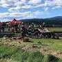 Polizei, Rettung und Feuerwehr sind nach dem schweren Unfall im Einsatz
