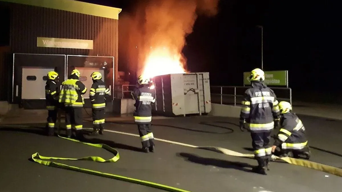 Im Einsatz standen 15 Mann der Feuerwehr Oberaich