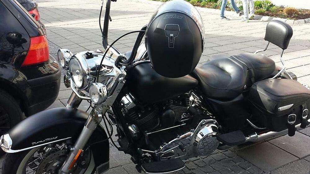 Diese Harley Davidson Road King Classic wurde in der Nacht auf Freitag gestohlen