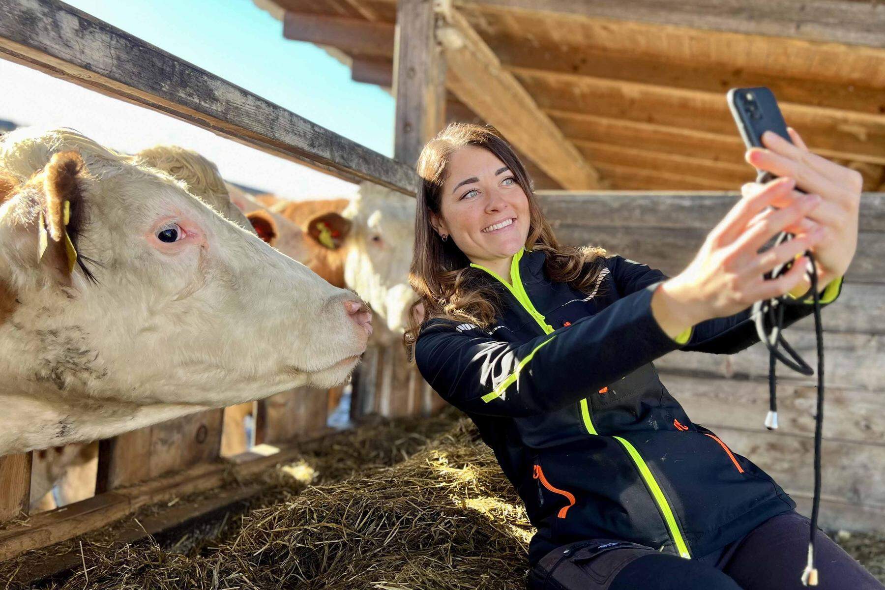 „Farmfluencerin“ aus Passail: Wie cool das Leben am Bauernhof ist, zeigt sie auf Social Media