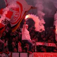 Die Fans in Köln sorgten für eine kurze Spielunterbrechung