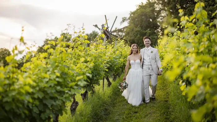 Marie und Tobias Peck | Marie und Tobias Peck gaben sich am 19. Juni in der Südsteiermark das „Ja-Wort“