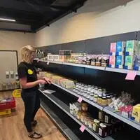 Regionalität im Regal: Im Marinelli-„Dorflodn“ werden mehr als 500 Produkte von rund 60 regionalen Lieferanten angeboten