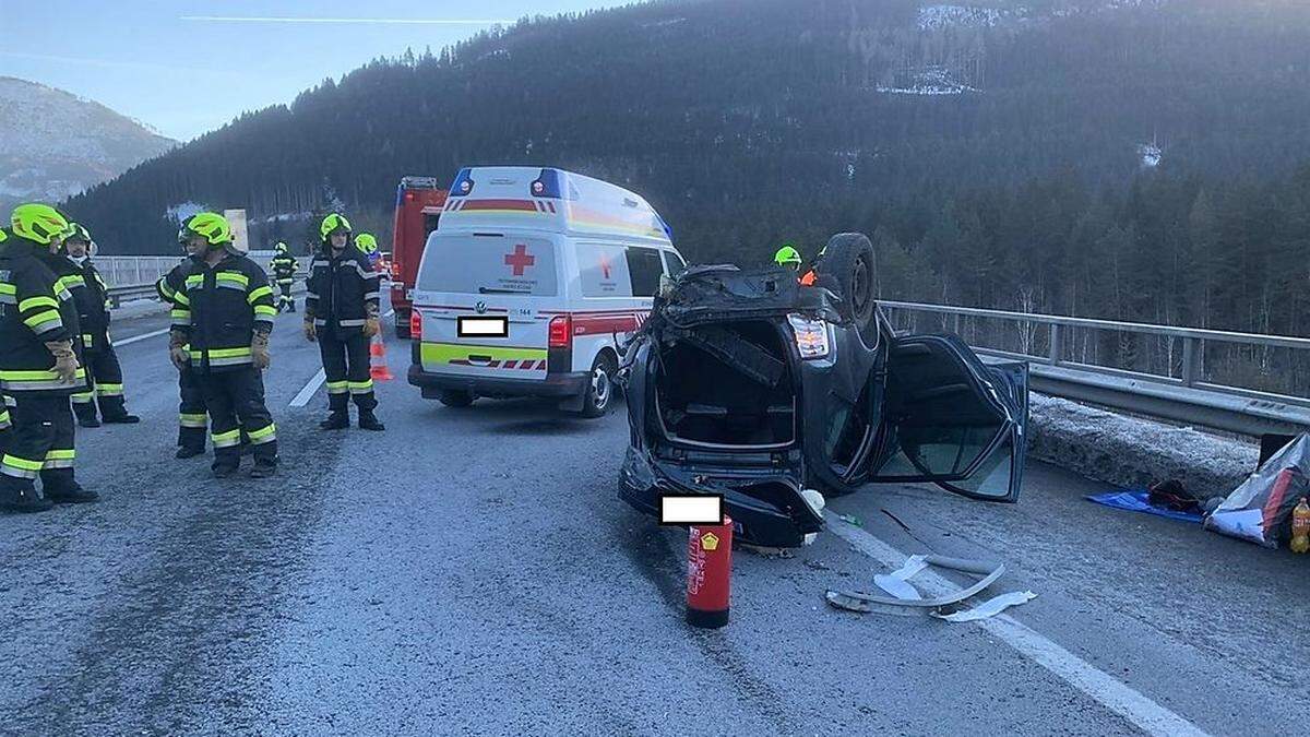 Die Feuerwehr Ardning war mit zwei Fahrzeugen und fünf Mann vor Ort