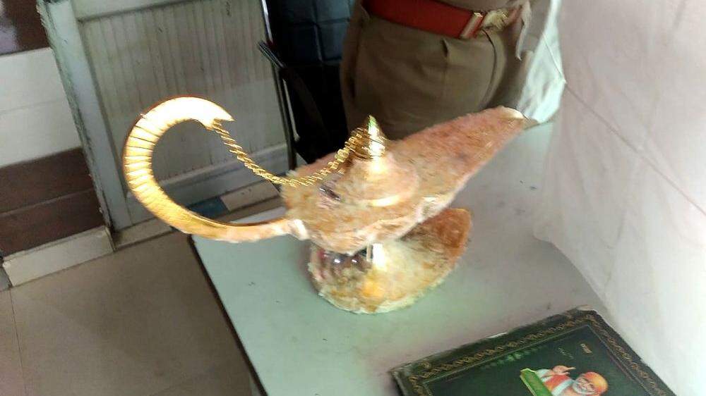 Diese Lampe war einem indischen Arzt 80.000 Euro wert