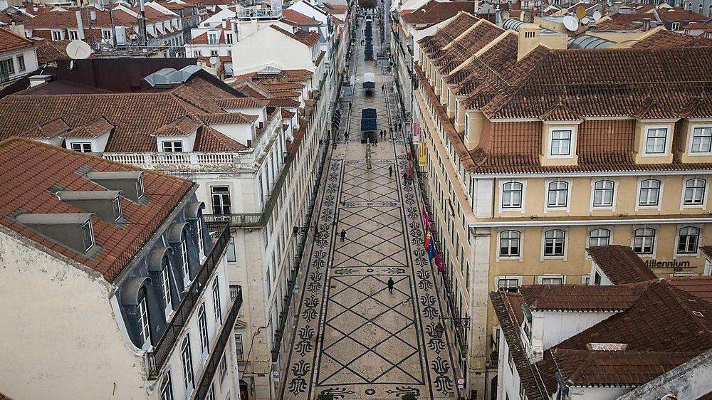Wieder leere Straßen in Lissabon 