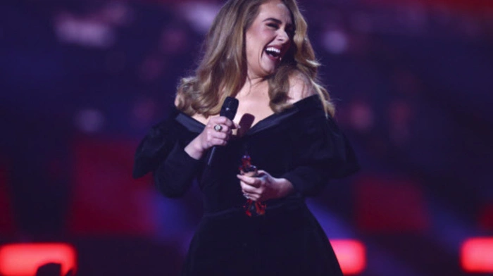 Superstar Adele räumte bei den Brit Awards ab: 3 Preise gab es für die 33-Jährige.