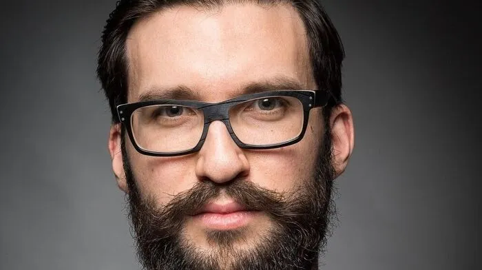 Max Stadler ist Musiker, Arrangeur und Lehrender am Musikpädagogik-Institut der Kunstuni Graz.