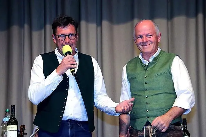 „Ein herzliches Dankeschön aber trotzdem an die Sandler für ihre Unterstützung der Programmgestaltung“, bedankte sich Kulturstadtrat Andreas Albrecher (links im Bild).