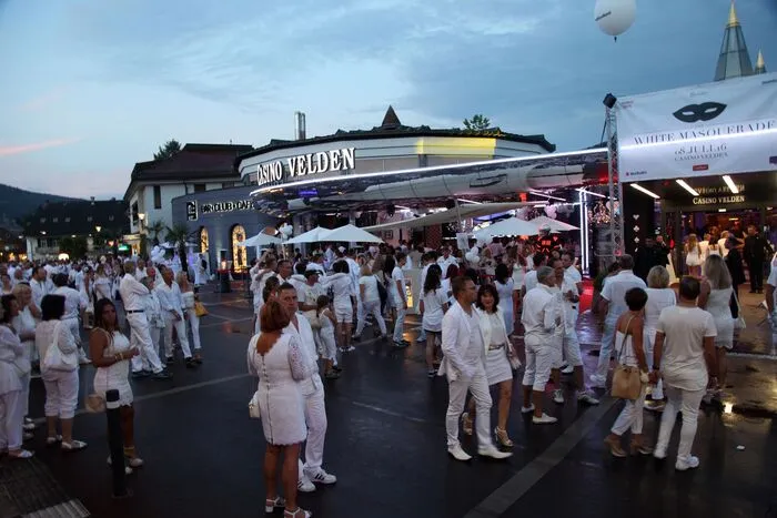 Velden und Pörtschach verwandelten sich wieder in einen Partykessel.