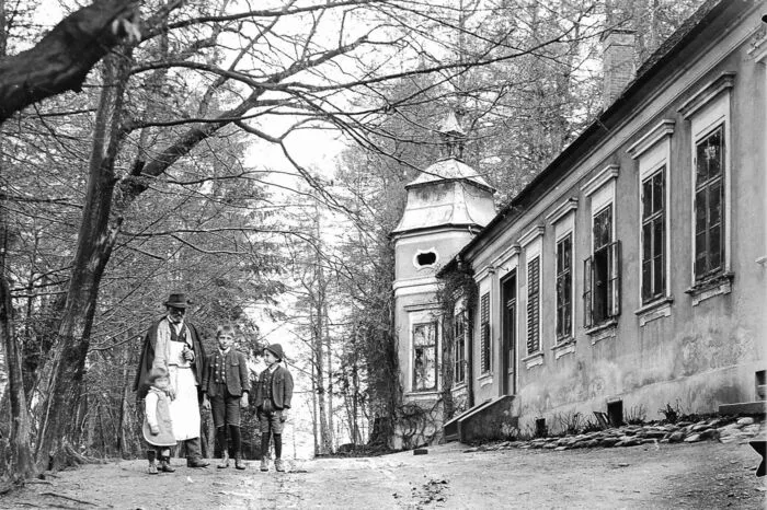 Verwalterhaus vor dem Umbau des Schlosses in der Zwischenkriegszeit