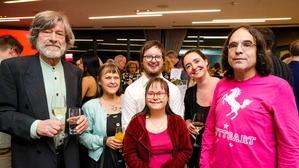 Gewinnerin der Kategorie „Kultur“: Agnes Zenz feiert mit Familie und Freunden