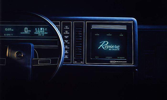 Der Riviera gilt als das erste Auto mit Touchscreen im Cockpit