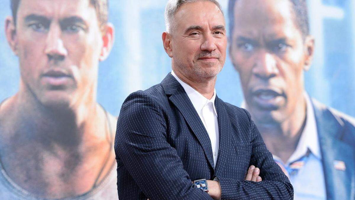 Hat sich mit seinem Partner vorerst auf zwei Hunde geeinigt: Filmregisseur Roland Emmerich