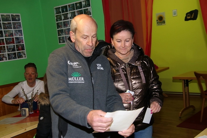 Das Turnier wurde in souveräner Weise von Günter Schmid geleitet.