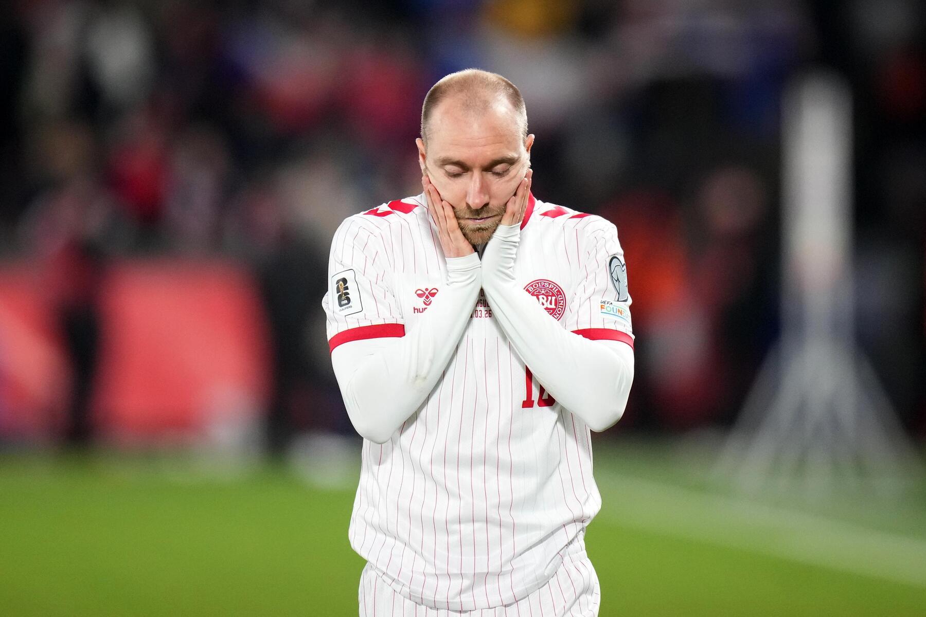 Dänemark-Star: Christian Eriksen brach erneut auf dem Feld z