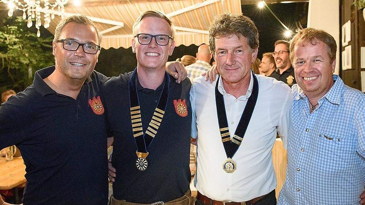 Die Präsidenten Alexander Jesse (RT47) und Reinhold Janesch (OT41) mit den Past-Präsidenten Markus Karner (RT47, links) und Franz Picej (OT41 rechts)