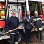 Bürgermeister Gerhard Mock (Mitte) mit Manfred Elsbacher, Kommandant der FF St. Donat 