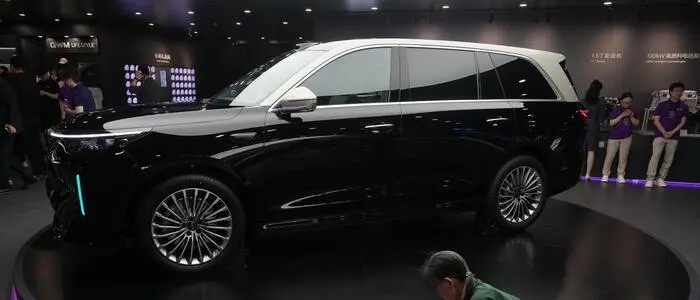 Ein bei einer Automesse ausgestellter SUV von GWM | Für den europäischen Markt verfolgt GWM eine Strategie mit drei Marken: GWM für das Volumensegment, Wey für Premium-SUVs und Tank für hochwertige Geländewagen